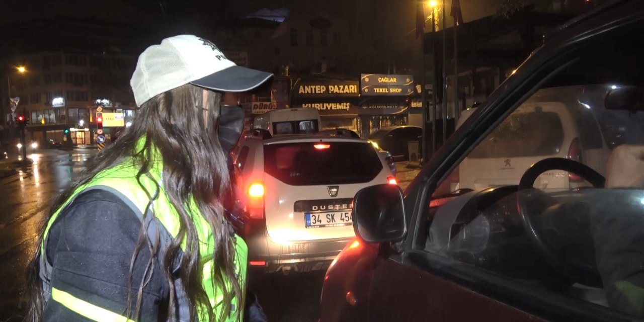 Dolmuş sürücüsü yüzünden yasağa takılan yolcuya 3 bin 150 TL ceza kesildi