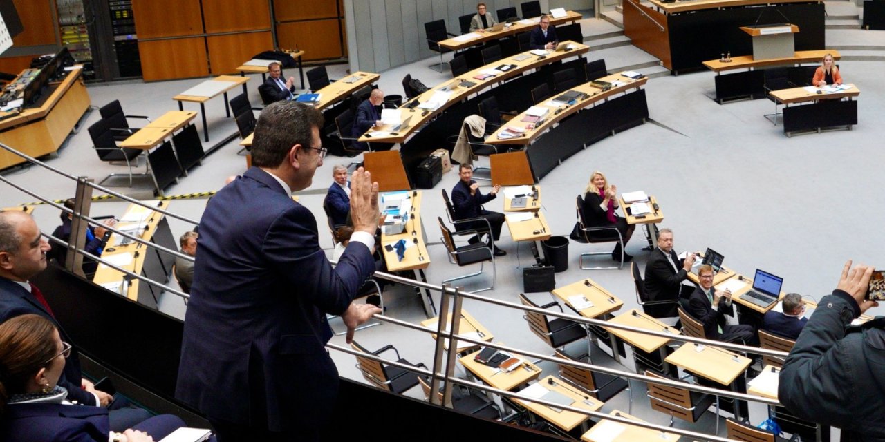 İmamoğlu’ndan ‘Kayyım’ Tepkisi: "Önümüzdeki Seçimde Sonlarının Geldiğini Görüyorum"