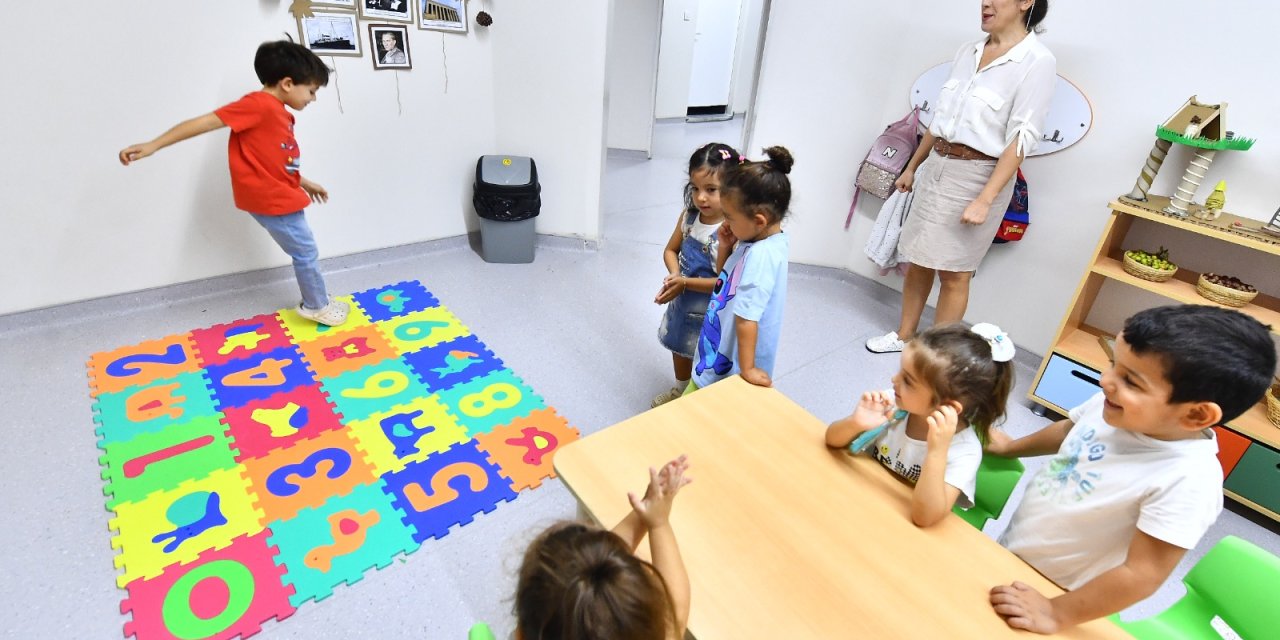 İZELMAN’ın öğretmenleri işine aşkla bağlı