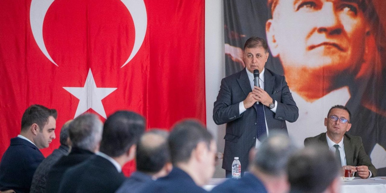 İzmir Büyükşehir Belediye Başkanı Dr. Cemil Tugay: “Şehrimize sahip çıkacağız”