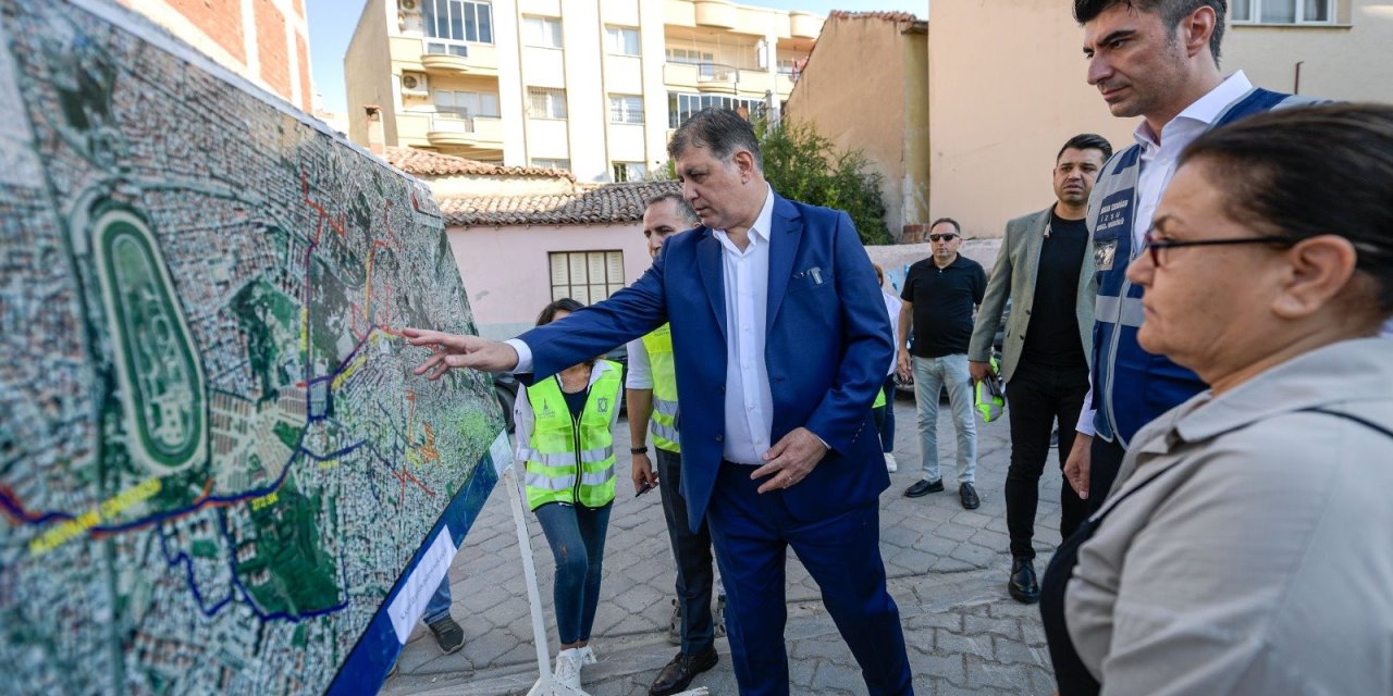 Başkan Tugay: Körfez konusu siyasileştiriliyor