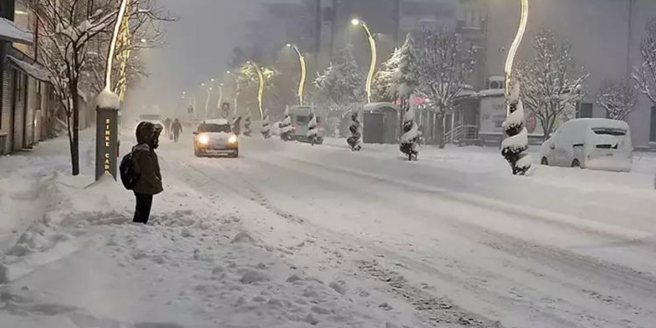 Hava durumu: Kar ve yağmur bekleniyor