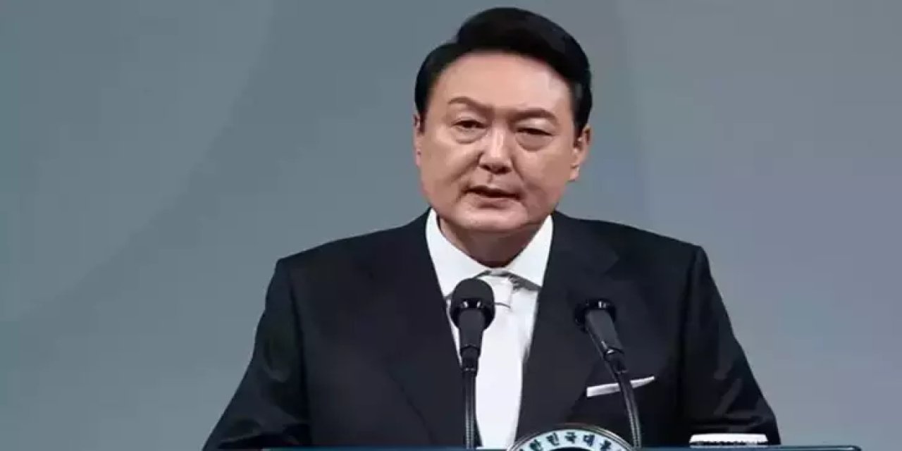 Güney Kore'de polis, Devlet Başkanlığı Ofisine baskın düzenledi