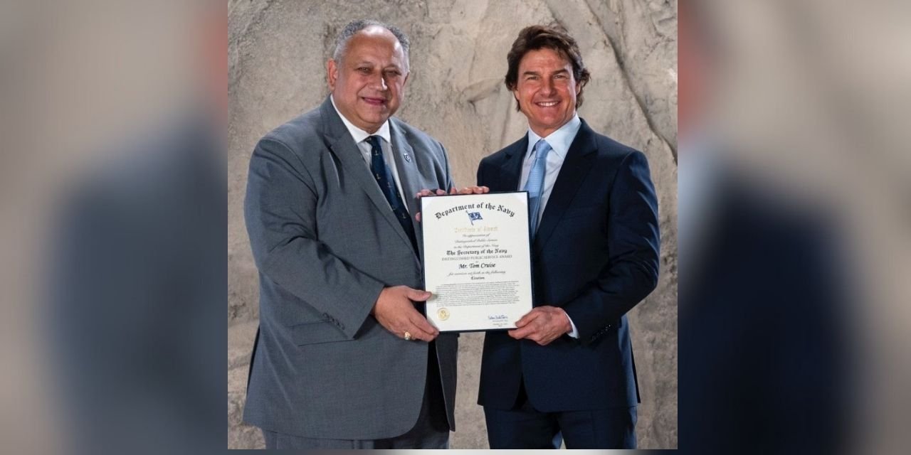 ABD Donanması'ndan Tom Cruise'a en üst düzey sivil onur ödülü