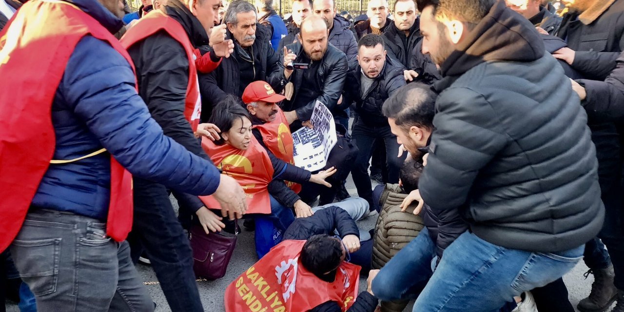 Ankara'ya yürüyen Polonez işçilerine Gebze'de polis müdahalesi