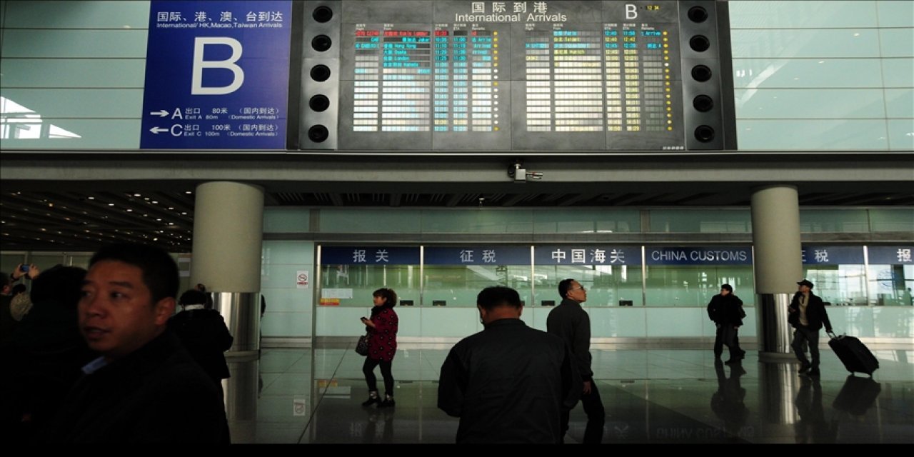 Çin, 54 ülkenin vatandaşları için vizesiz geçişi 10 güne uzattı