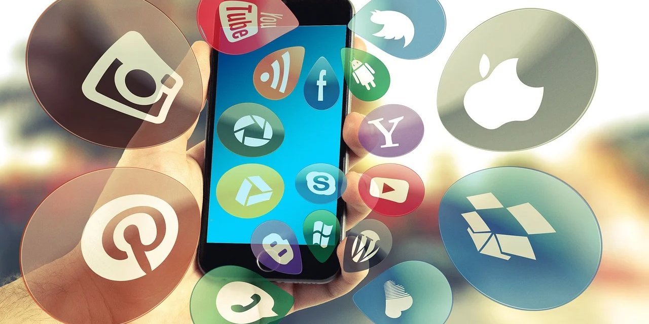 Sosyal medyada yaş sınırı tartışması| "Çocuklara değil, yetişkinlere önlem alınmalı"