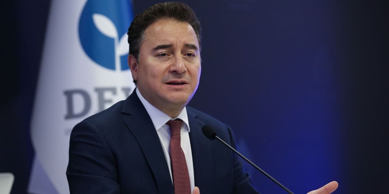 Ali Babacan, AKP'ye katılıp katılmayacağı sorusuna yanıt verdi
