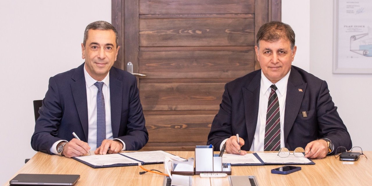 İmzalar tamam, İzmir'in tramvay filosu büyüyor