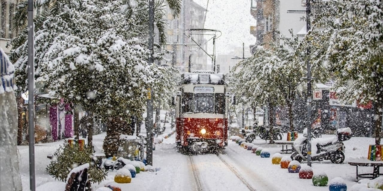 İstanbul'a 15 gün kar yağacak