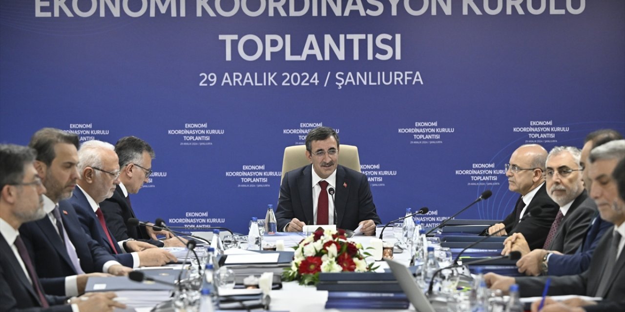 Cevdet Yılmaz: Emek yoğun sektörlerde yatırımlar teşvik sağlanacak