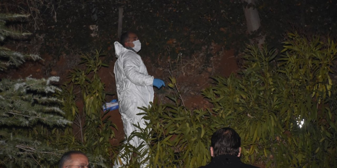 İzmir'de boş arazide ölü bulunan kişi, arkadaşlarına 'Hakkınızı helal edin' yazılı mesaj atmış