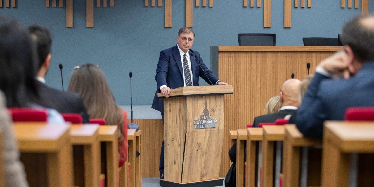İzmir, yaşanabilir, dayanıklı ve refah seviyesi yüksek bir kent olacak