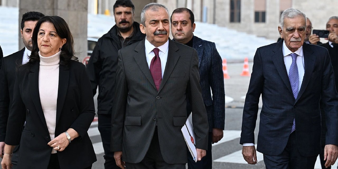 DEM Parti heyeti Gelecek Partisi'nde