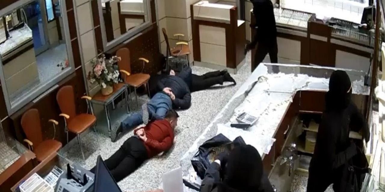 Safranbolu'da silahlı soygun: 20 kilo altın çaldılar