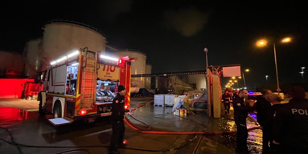 Akaryakıt dolum terminalinde patlama: 4 işçi yaralı