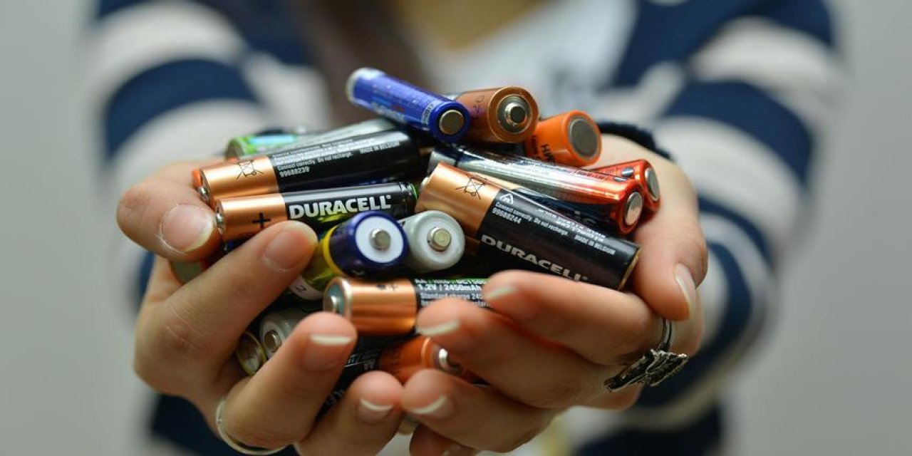 Ataşehirliler Atık Pilleri Toplayıp Hediyeler Kazanıyorlar