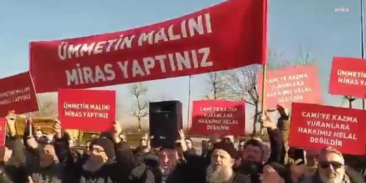 Menzil'deki miras kavgası Hollanda'ya ulaştı: Dergâhtan 1 milyonluk kira geliri