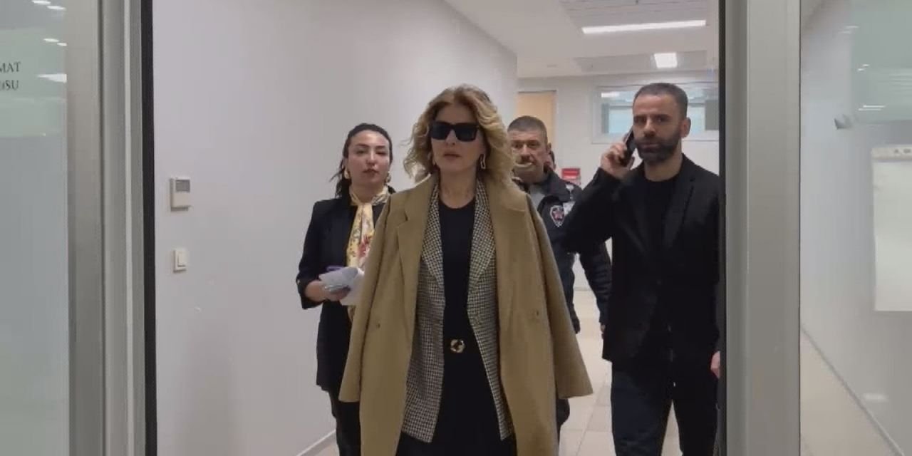 Gülben Ergen Çağlayan Adliyesi'nde ifade verdi