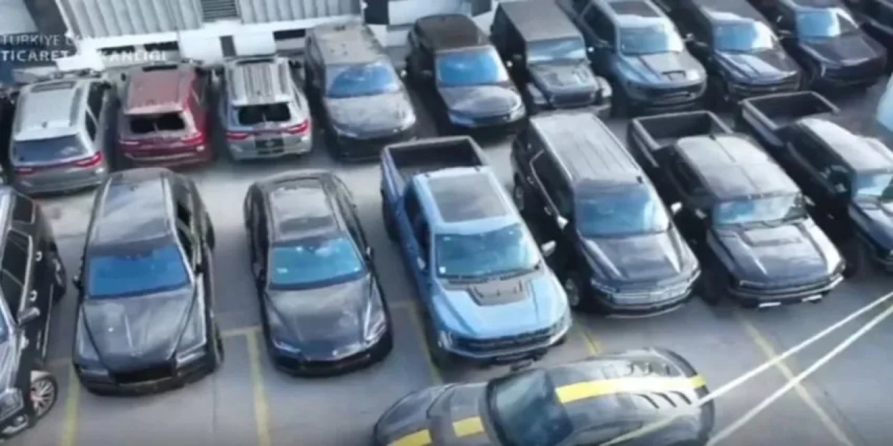 Değeri 300 milyonu aşıyor! Gümrükte lüks araç vurgunu