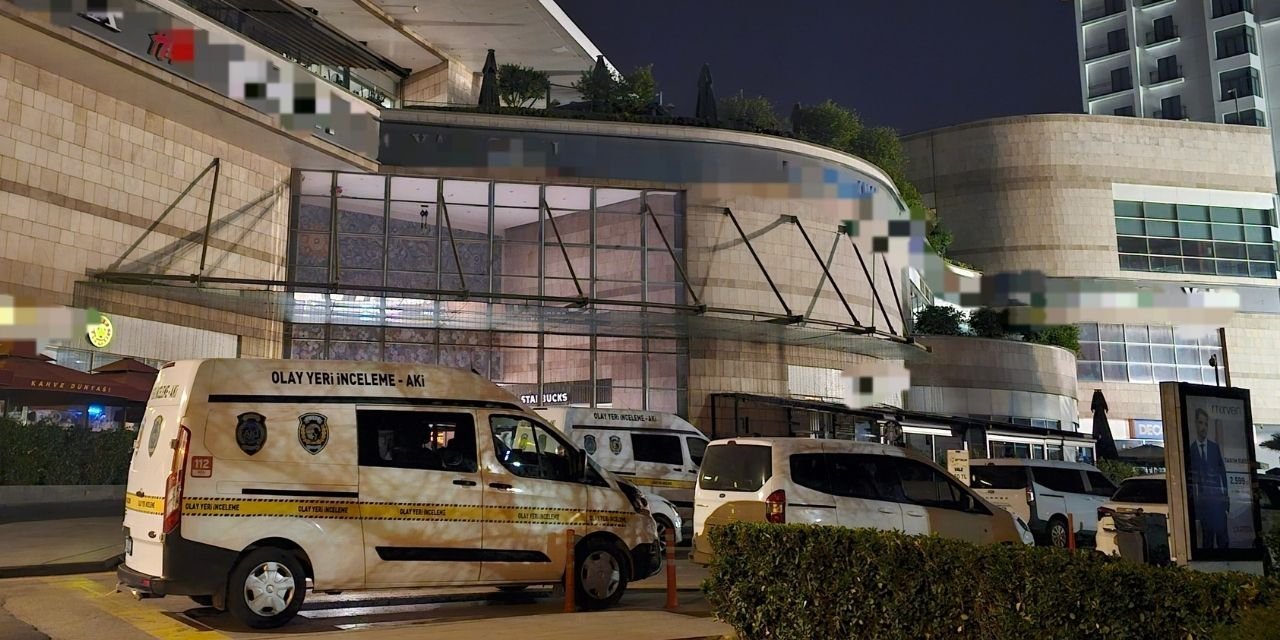 AVM'de gece kuyumcu hırsızlığı: Alarma geçildi ama 3 kg altınla kaçtı