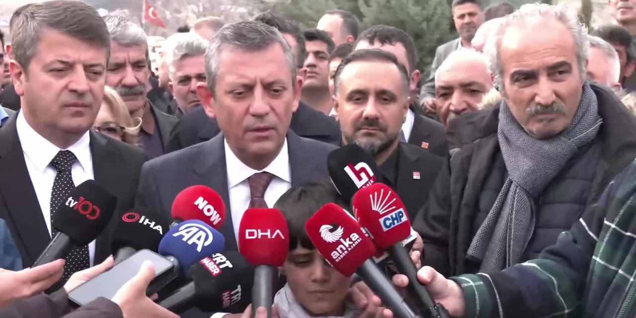 CHP Lideri Özgür Özel Adıyaman’da... Özel: Depremin öncesinde, sırasında ve sonrasında sınıfta kalmış bir iktidarla karşı karşıyayız