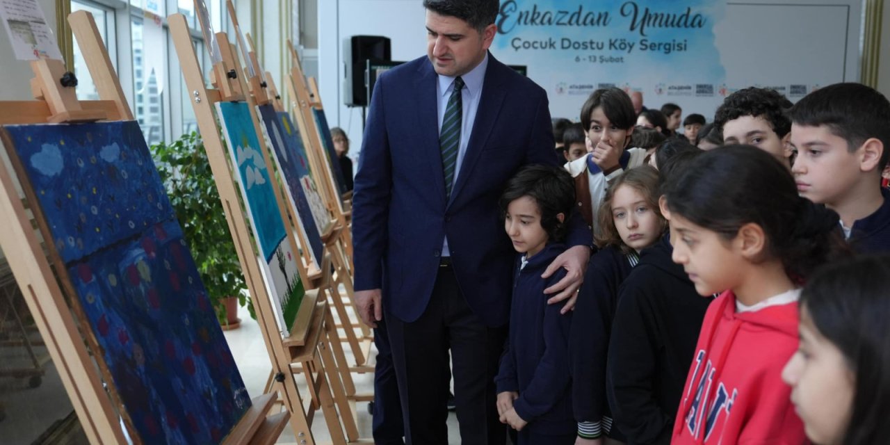 ‘’Enkazdan Umuda” Sergisi Ataşehir’de: Depremzede Çocuklar Çizdi Görenler Duygulandı