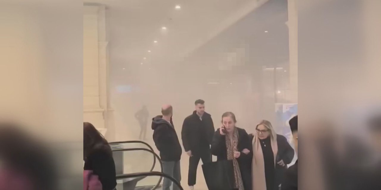 Üsküdar'da AVM'de yangın çıktı