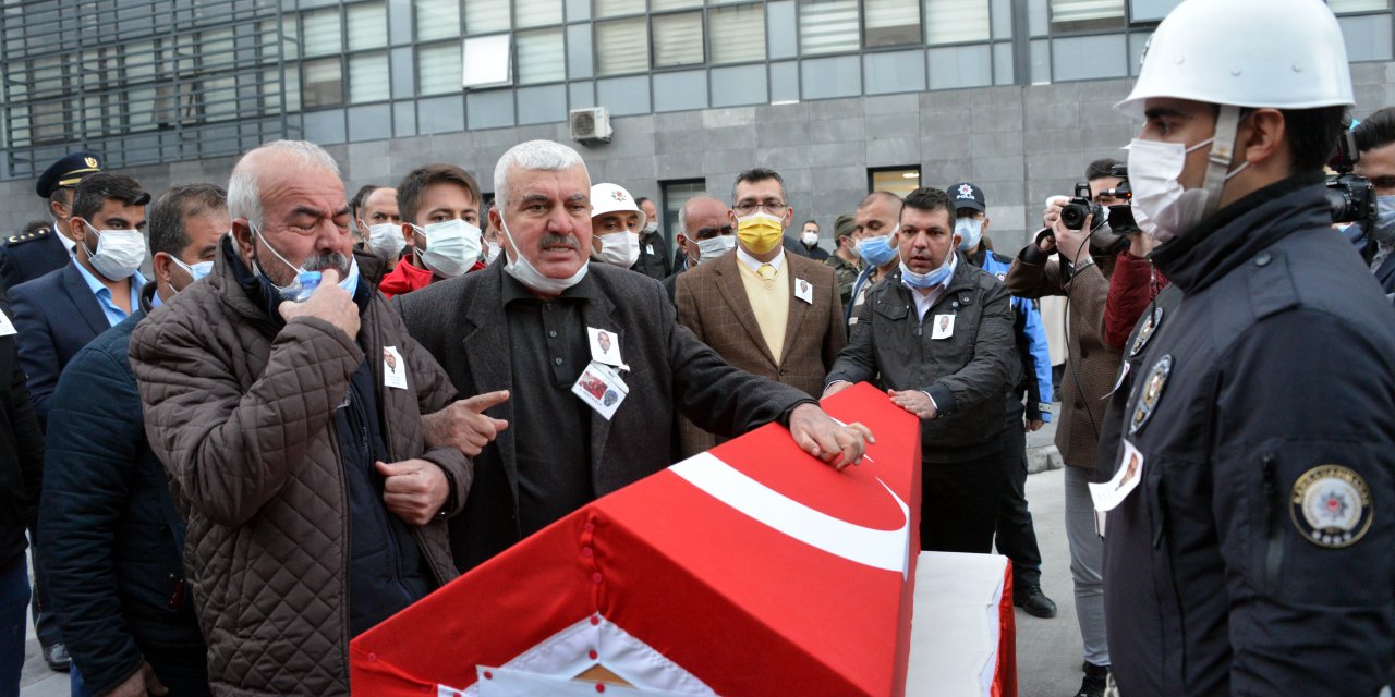 Cinayet şüphelisi, kendisini almaya gelen polislere ateş açtı: 1 şehit, 1 yaralı