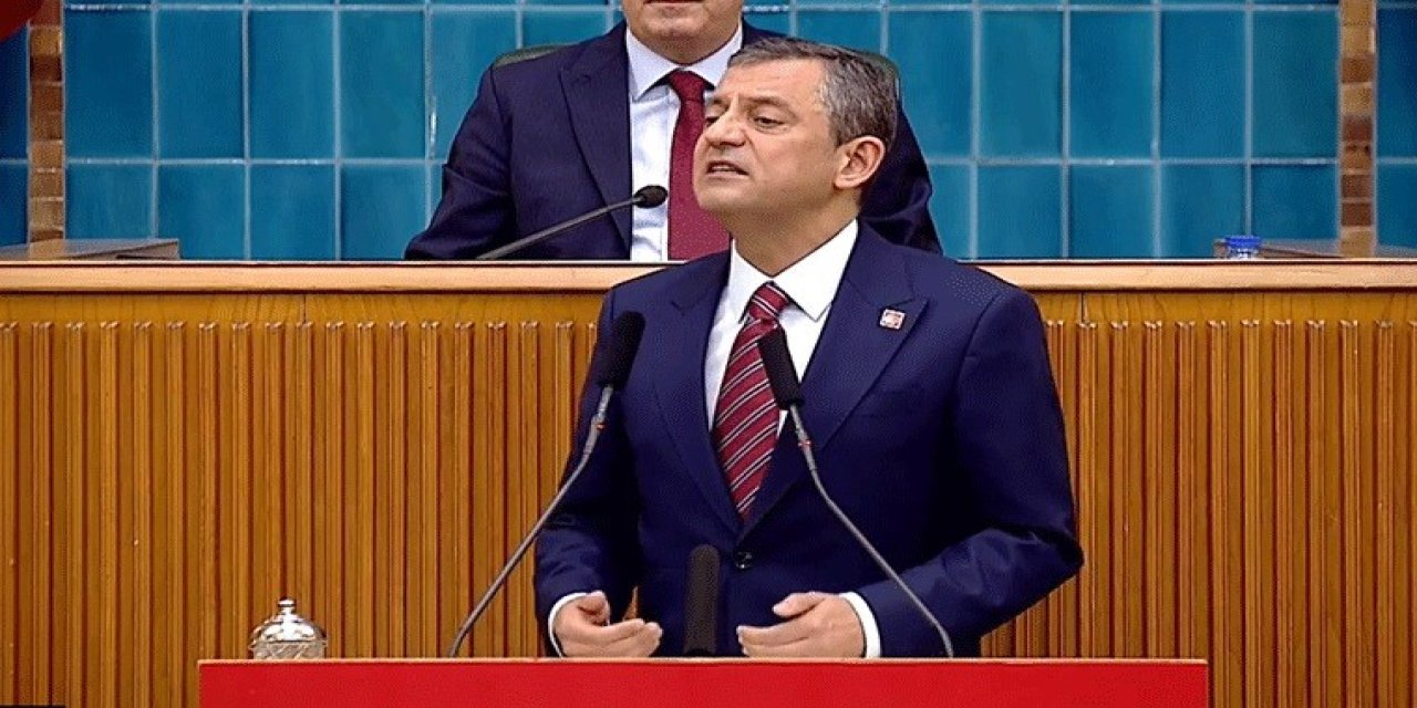 Özgür Özel'den kürsüde dikkat çeken mesaj: 'Bir sonraki Cumhurbaşkanı'na darbe!'