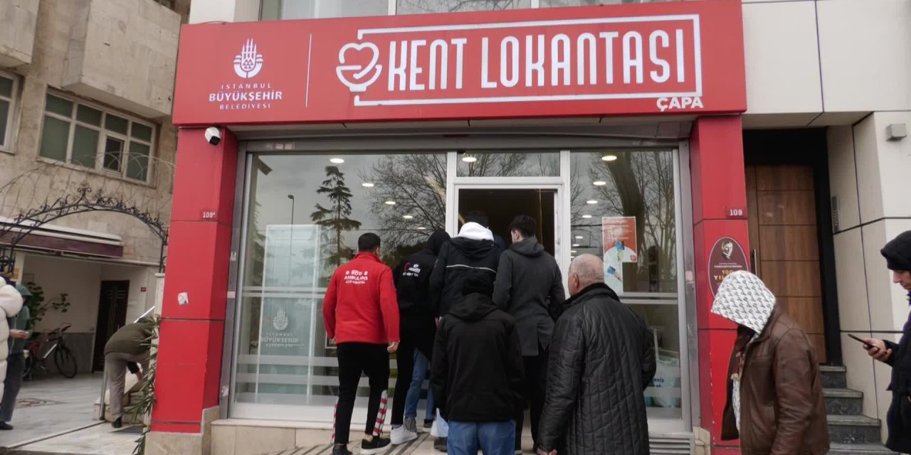 Kent Lokantası kuyruğundaki vatandaş: Her şey ortada yapılacak şey, derhal bir seçim