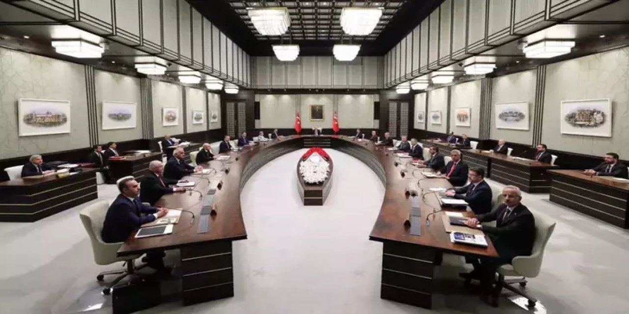 İddia: Kabine değişikliği için Haziran beklenecek