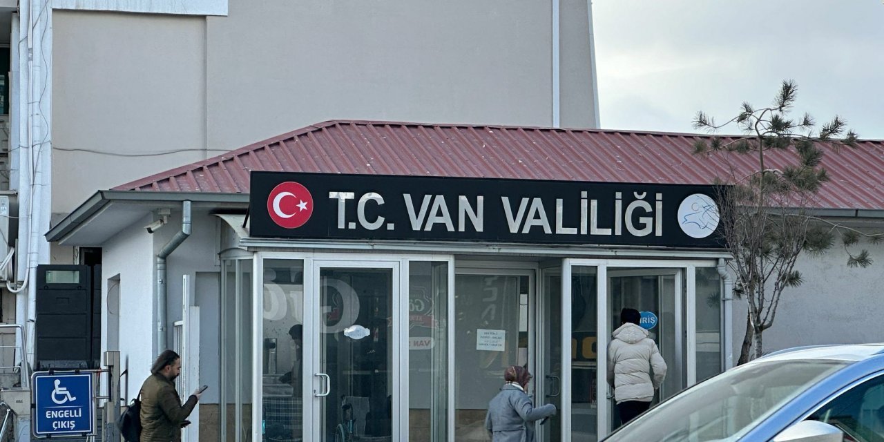 Van’da havai fişek satılması yasaklandı