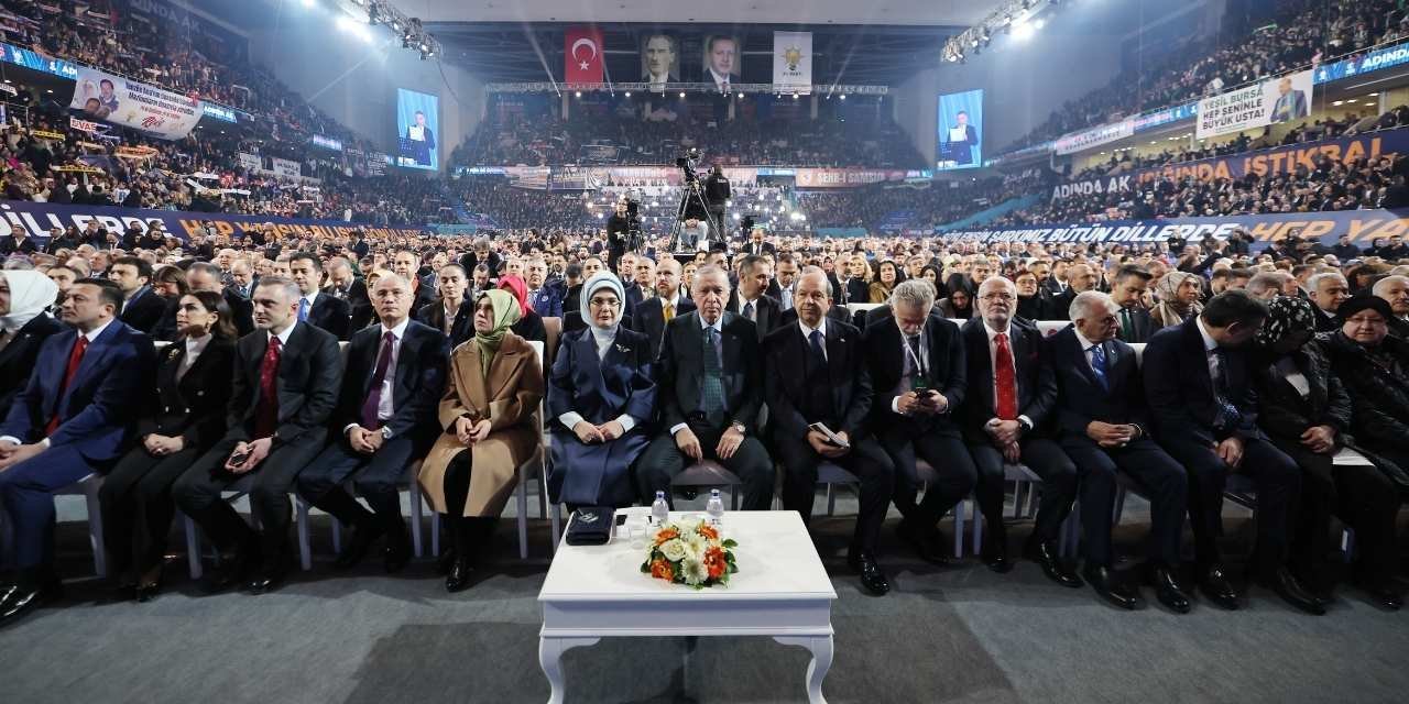 Erdoğan'ın eski metin yazarı: Partide bürokratik oligarşi oluştu