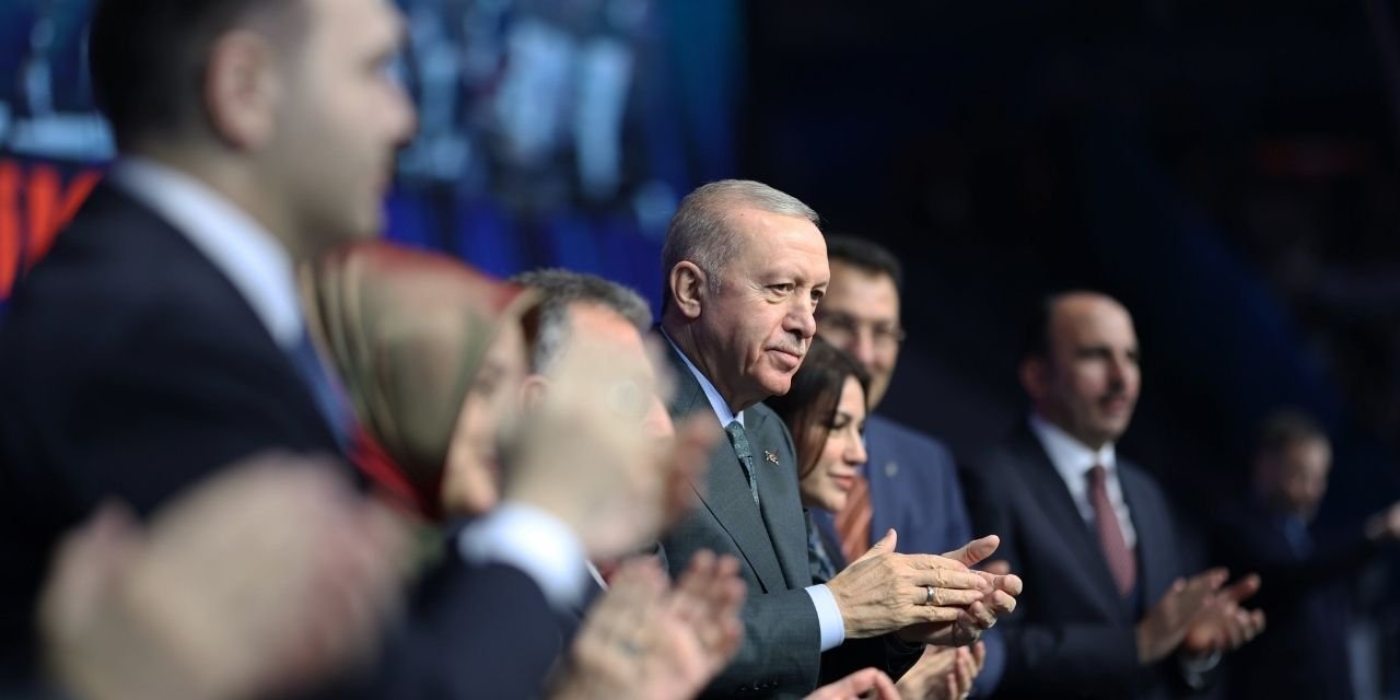 Eski AKP vekilinden kongre çıkışı: Değişim mevzusu kapanmıştır