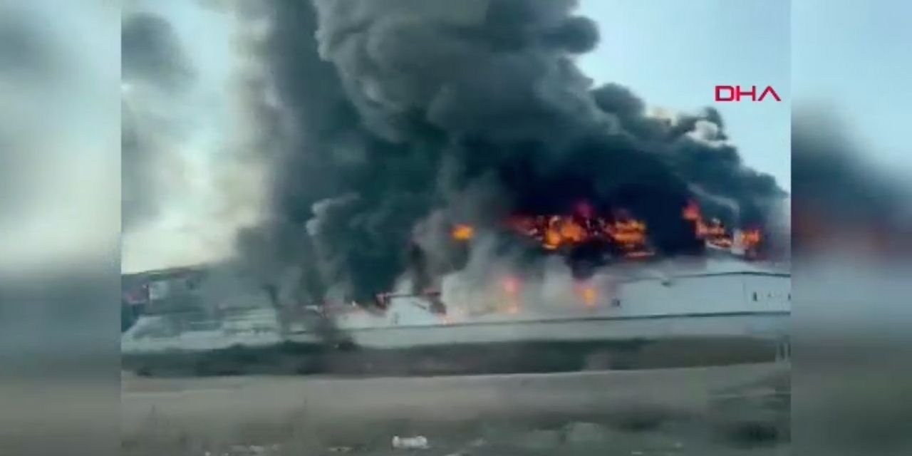 Ankara'da yangın: Yatak fabrikası yanıyor