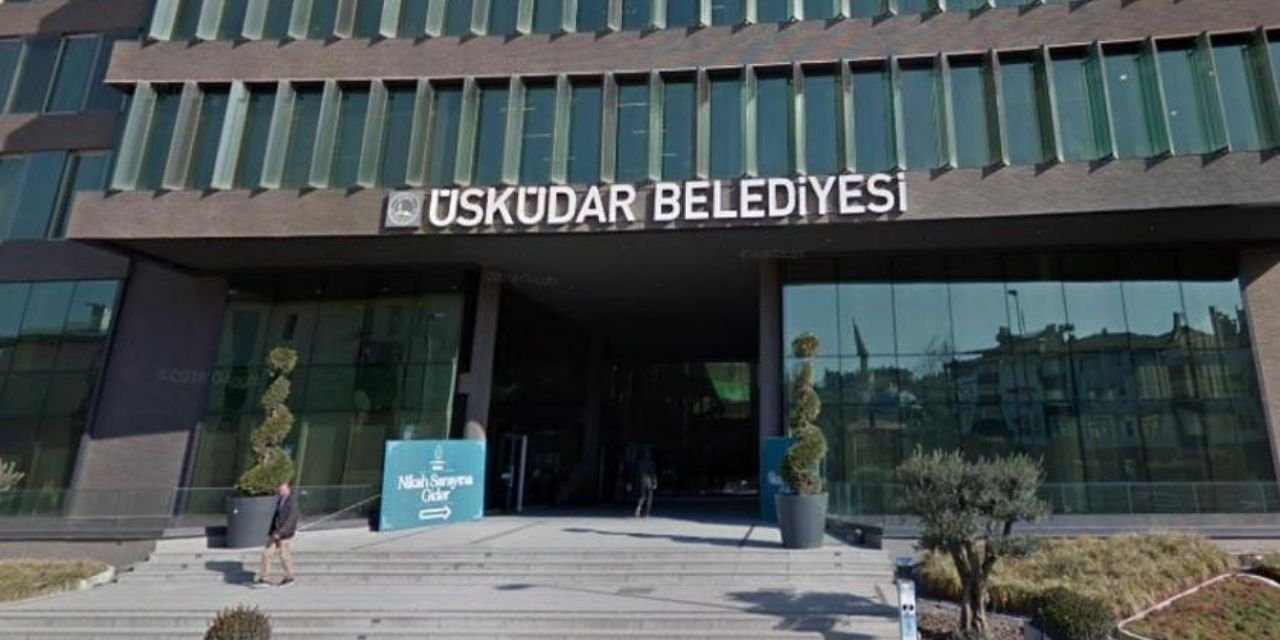 3,6 milyon lira: Belediye, yandaştan şemsiye almış