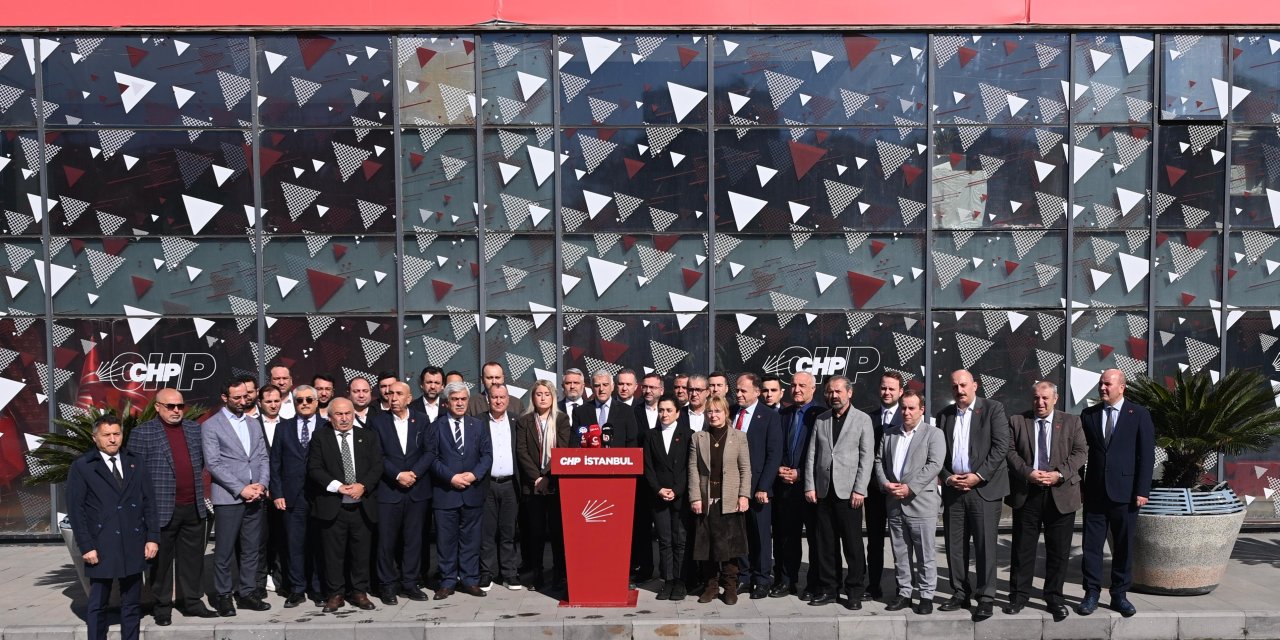 CHP İstanbul İlçe Başkanlarından İmamoğlu'na Destek: Türkiye’yi Bu Zorbalığın Elinden Kurtaracağız