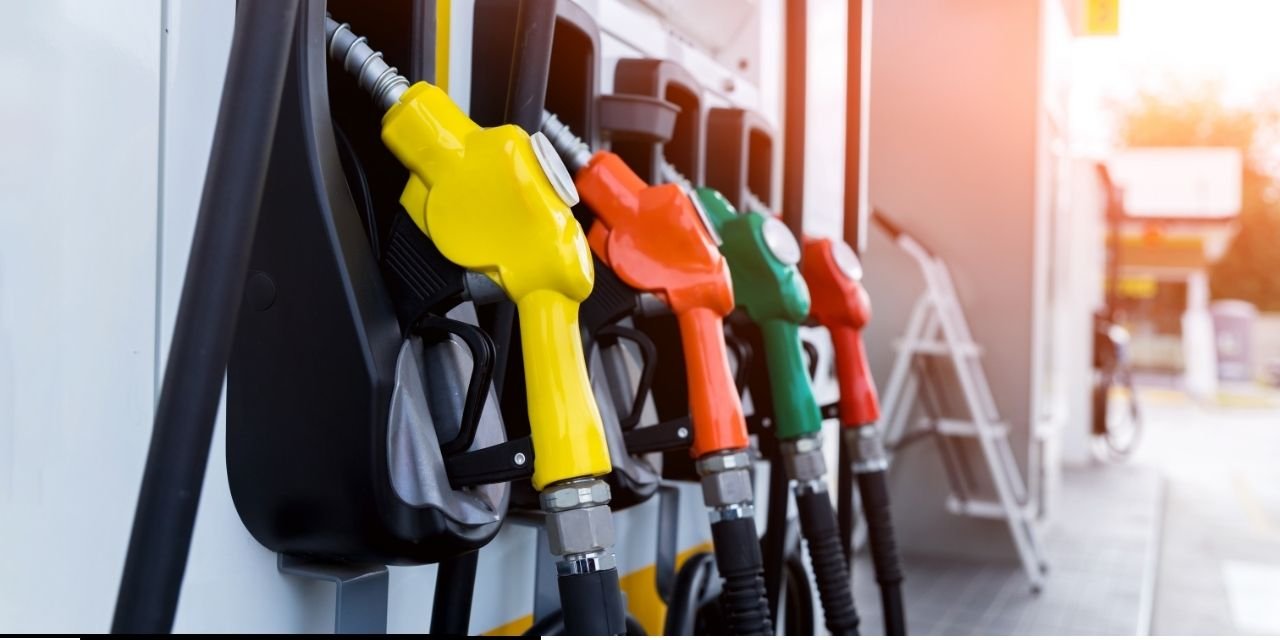 Benzine indirim geldi: Sıra motorinde