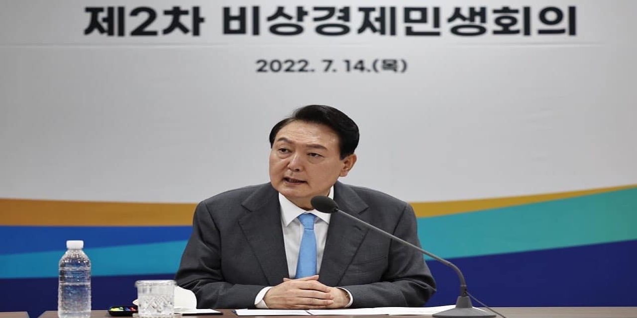 Güney Kore'de sıkı yönetim ilan edince tutuklanan Yoon tahliye edildi