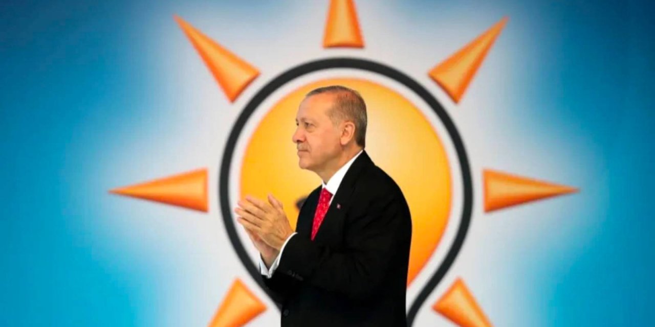 Ertuğrul Özkök: "Beyaz Giyme" şarkısı neden birden parladı?