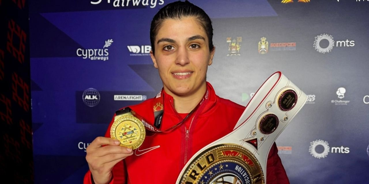 Busenaz Sürmeneli Dünya Şampiyonu oldu, Türkiye üçüncü