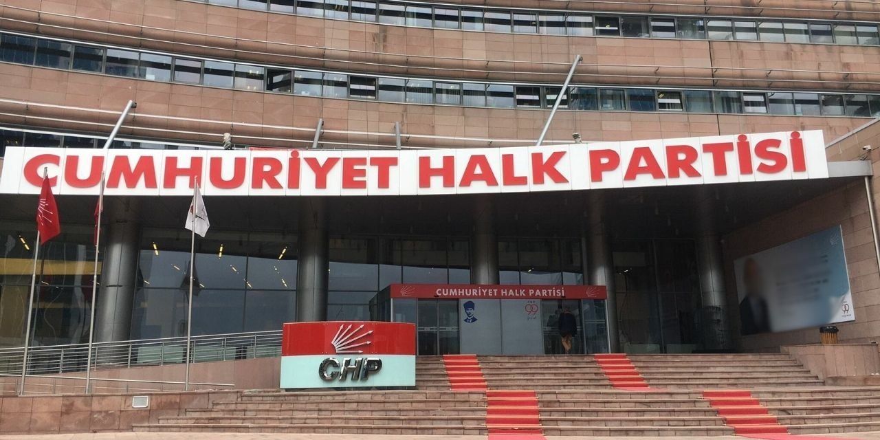 Eski CHP'li vekillerden ortak açıklama: "Darbe hukukunu bile aratacak nokta"