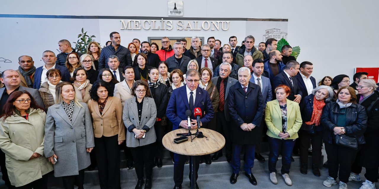 Başkan Tugay'dan Ekrem İmamoğlu'na destek: “Türkiye’nin aydınlık geleceği için yol arkadaşı olmaya davet ediyoruz”