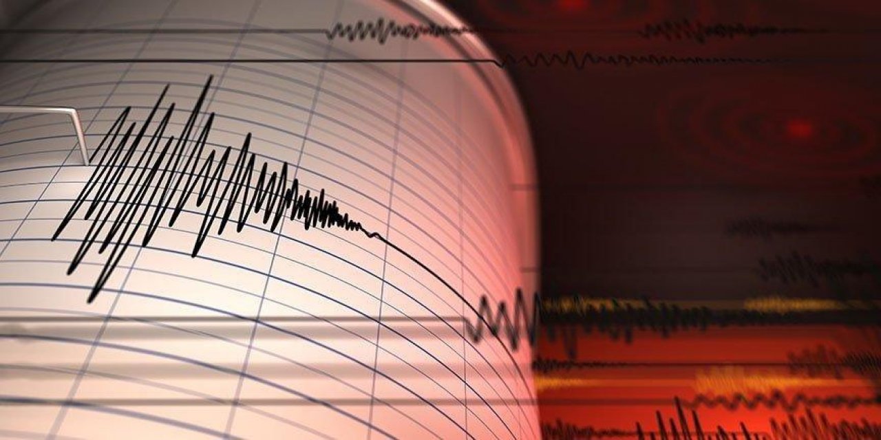 Ege’de korkutan deprem! İzmir'de de hissedildi...