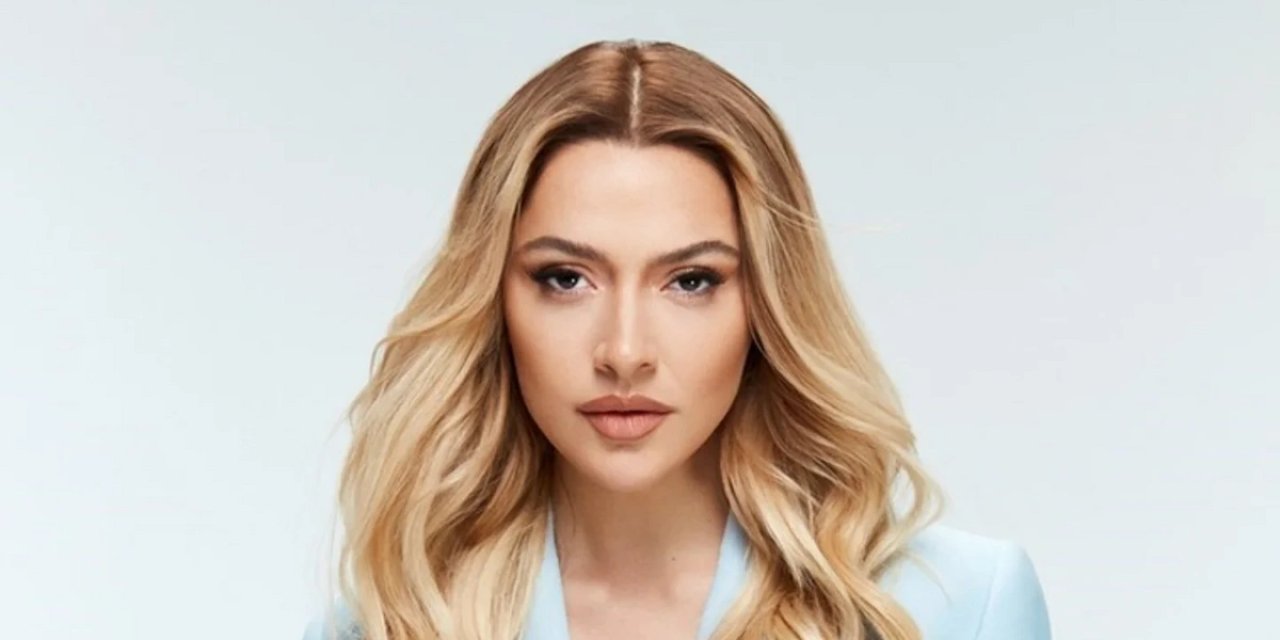 Hadise'den protestocu gençlere destek