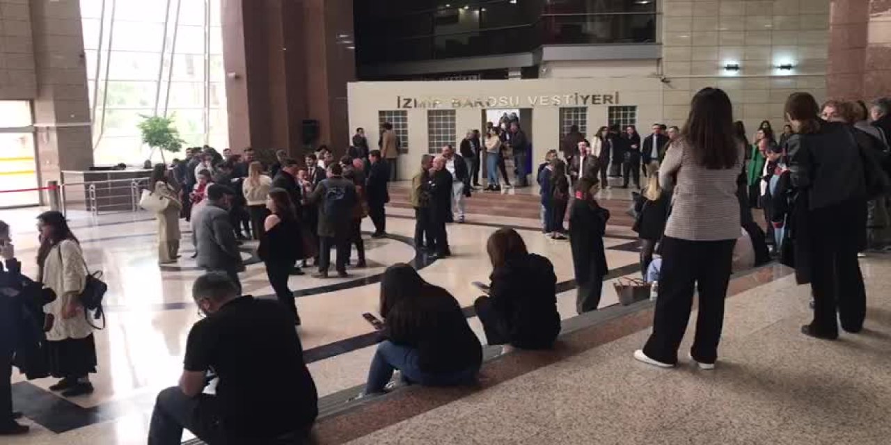İzmir Barosu: "Meslektaşlarımızı ve protestolarda gözaltına alınan tüm yurttaşlarımızı derhal serbest bırakın"