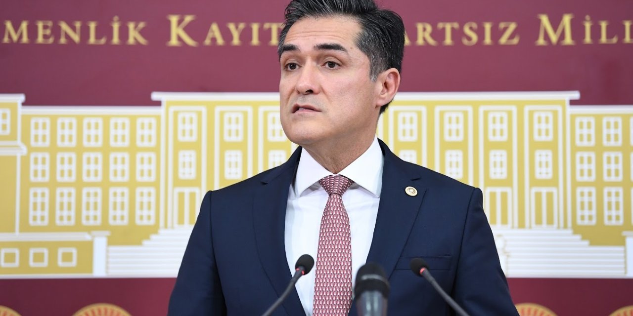 Buğra Kavuncu: "İktidarın tüm yöneticileri için, bu ülkenin her bir ferdinin vicdanında açılmış büyük bir dava olacak"