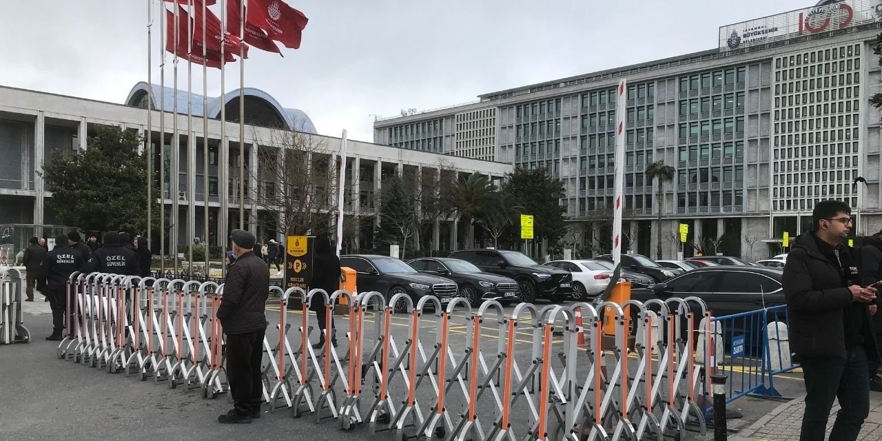 İBB’den “huzur hakkı” ve “veri paylaşımı” iddialarına yalanlama