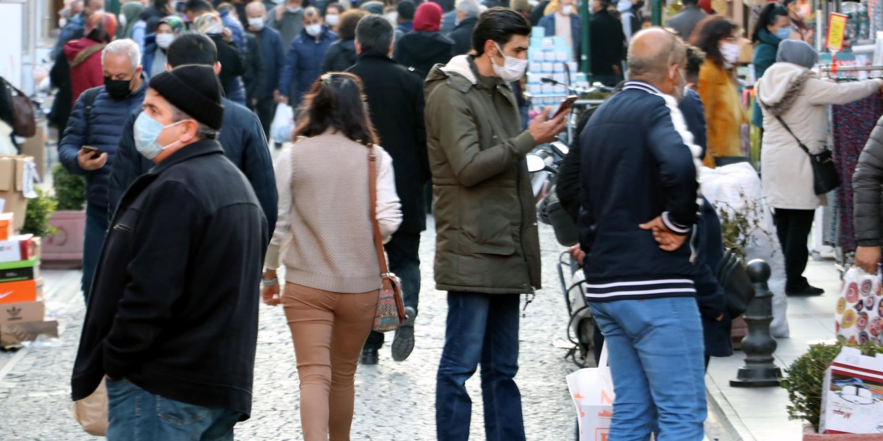 Eskişehir’de kısıtlama öncesi ‘alışveriş’ yoğunluğu